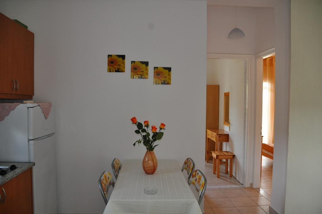 Villa Vasiliki Vitaládes Esterno foto